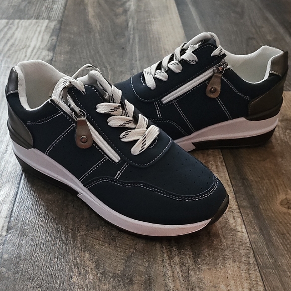 Sold**** - Picture 2 of 3